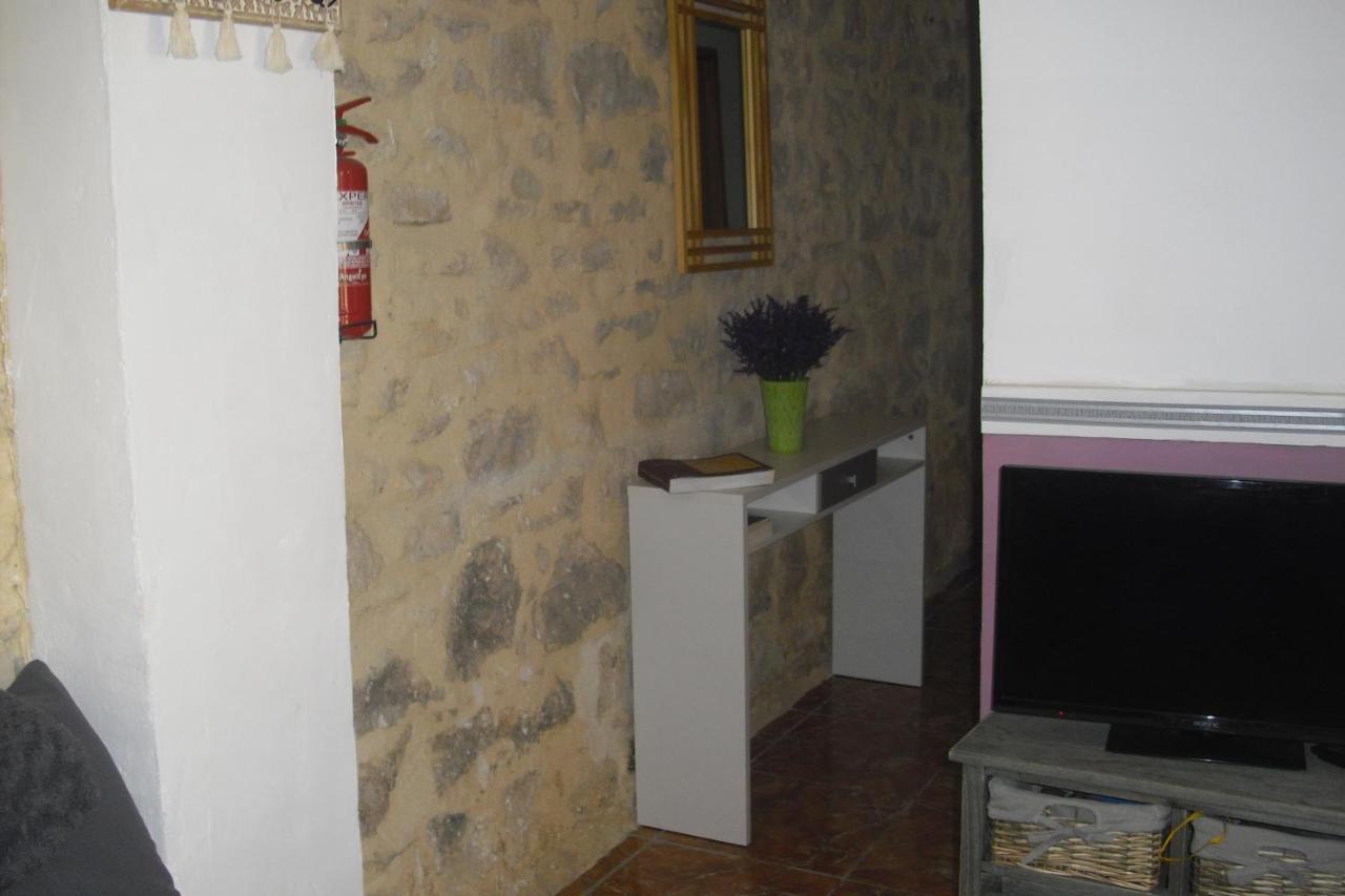 Lou Mas Li Pitchoun "Le Prunier " Apartman Gordes Kültér fotó