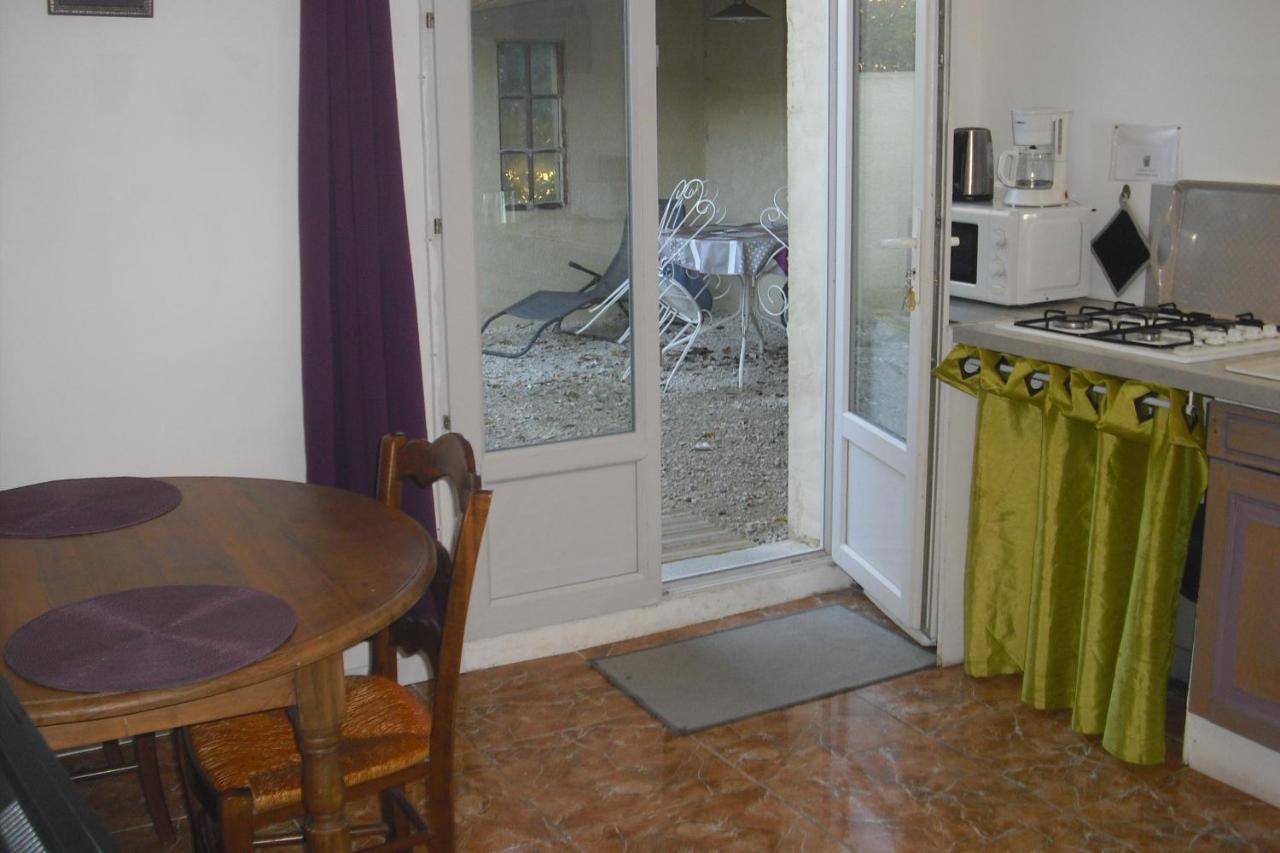 Lou Mas Li Pitchoun "Le Prunier " Apartman Gordes Kültér fotó
